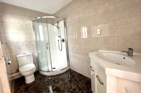 Photo of property in 71 Chartwell Avenue, Glenfield, Auckland, 0629