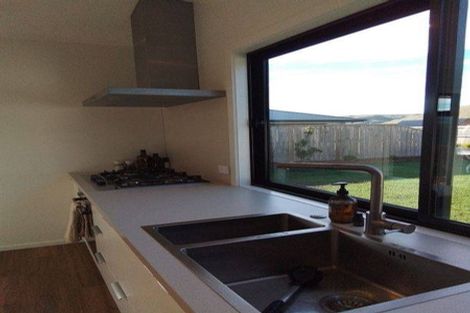 Photo of property in 23 Louden Place, Wakefield, 7025