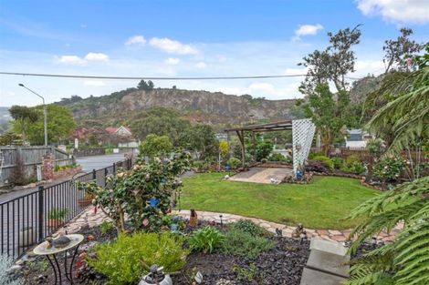 Photo of property in 41 Main Road, Redcliffs, Christchurch, 8081