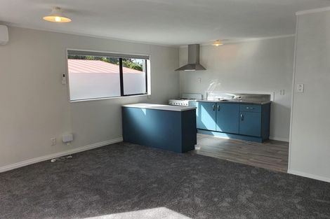 Photo of property in 1/80 Glengarry Road, Glen Eden, Auckland, 0602