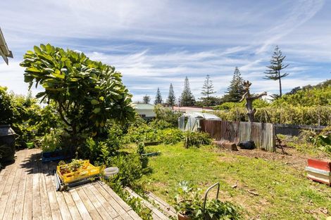 Photo of property in 82 Domett Street, Waitara, 4320