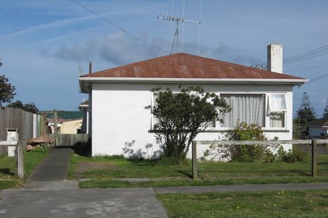 Photo of property in 31 Matai Street, Castlecliff, Whanganui, 4501