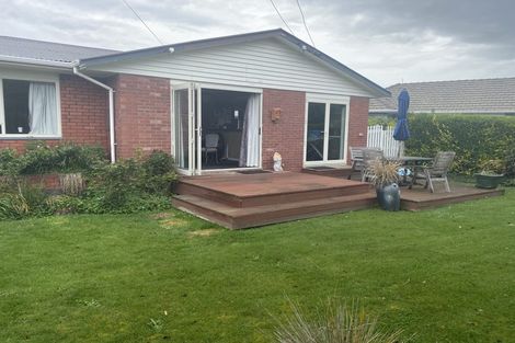 Photo of property in 86 Cutts Road, Russley, Christchurch, 8042