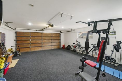 Photo of property in 106 Pacific Drive, Fitzherbert, Palmerston North, 4410