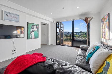 Photo of property in 12/22 Ashley Place, Papamoa Beach, Papamoa, 3118