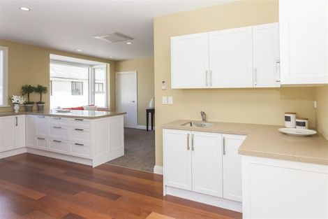 Photo of property in 18 Innes Road, St Albans, Christchurch, 8052