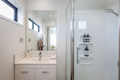 Photo of property in 9 Fort Lincoln Loop, Karaka, Papakura, 2113