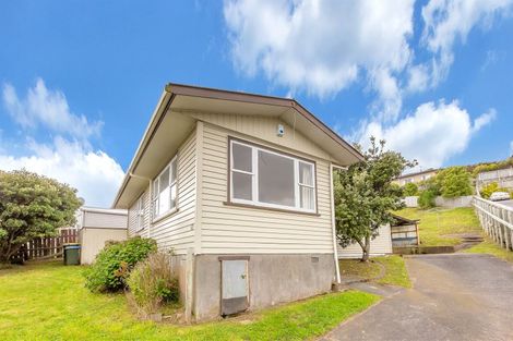 Photo of property in 82 Waihora Crescent, Waitangirua, Porirua, 5024