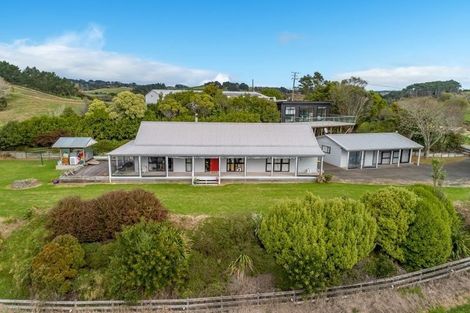 Photo of property in 25 Hull Road, Waitoki, Kaukapakapa, 0871