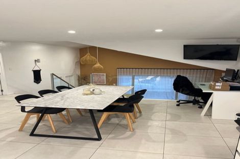 Photo of property in 7a Seymour Road, Sunnyvale, Auckland, 0612