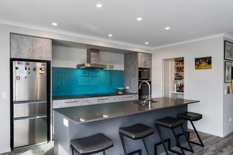 Photo of property in 3 Augusta Rise, Omokoroa, 3114