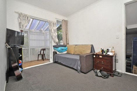 Photo of property in 4 Esmeralda Avenue, Avondale, Auckland, 1026