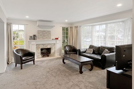 Photo of property in 1 Rakino Place, Awapuni, Palmerston North, 4412