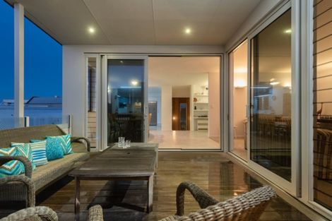 Photo of property in 24a Sunbrae Grove, Mount Maunganui, 3116