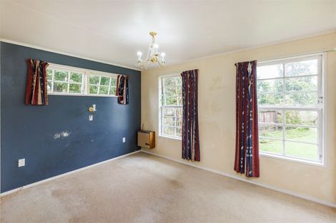 Photo of property in 12 Motuoapa Place, Kelvin Grove, Palmerston North, 4414