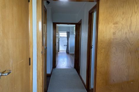 Photo of property in 17 Ellen Street, Manurewa East, Auckland, 2102