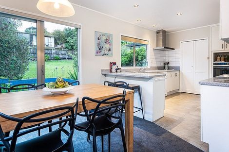 Photo of property in 30 Amante Crescent, Mairangi Bay, Auckland, 0630