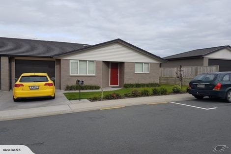 Photo of property in Waterview Estate, 77/4 Greystone Place, Omokoroa, 3114