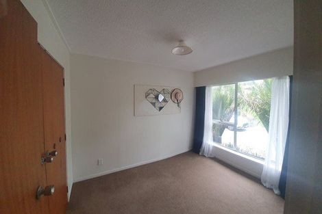 Photo of property in 1/132 Atkinson Road, Titirangi, Auckland, 0604