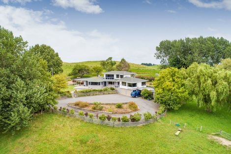 Photo of property in 322 Finnis Road, Pohangina, Feilding, 4775