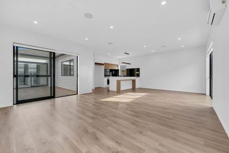 Photo of property in 20 Selwyn Downs Lane, Opaheke, Papakura, 2113