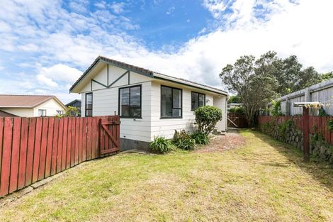 Photo of property in 36 Dominica Crescent, Grenada Village, Wellington, 6037