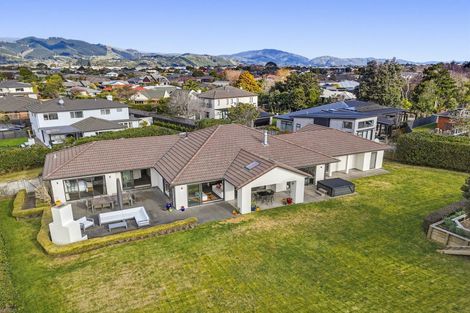 Photo of property in 8 Rae Lane, Paraparaumu Beach, Paraparaumu, 5032