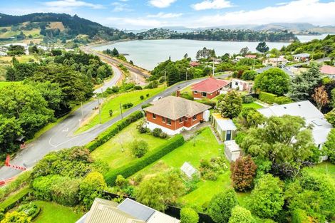 Photo of property in 6 District Road, Roseneath, Port Chalmers, 9023