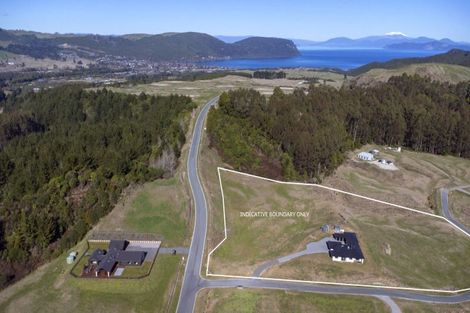 Photo of property in 1 Lemonwood Lane, Kinloch, Taupo, 3377