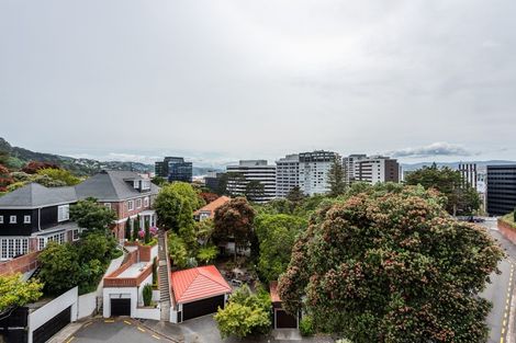 Photo of property in 9 Easdale Street, Kelburn, Wellington, 6012