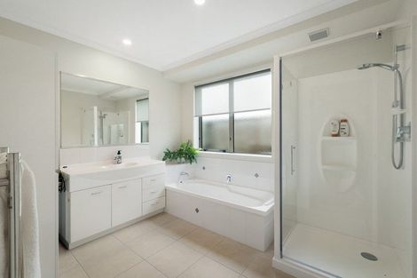 Photo of property in 15 Uretara Drive, Katikati, 3129