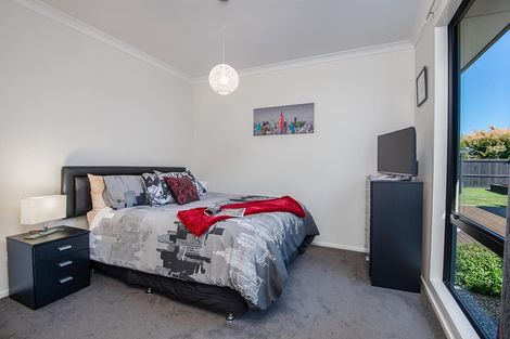 Photo of property in 5 Smiley Place, Mosgiel, 9024