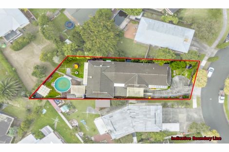 Photo of property in 16 Leewood Place, Pakuranga Heights, Auckland, 2010