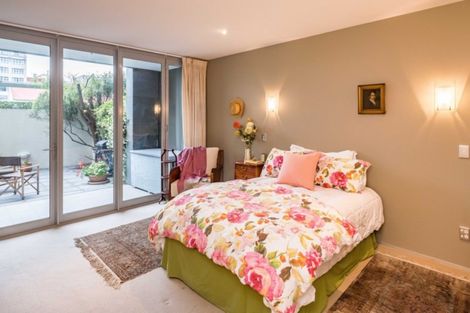 Photo of property in Sanctum Apartment, 10 Ebor Street, Te Aro, Wellington, 6011