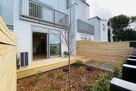 Photo of property in 588e Te Atatu Road, Te Atatu Peninsula, Auckland, 0610