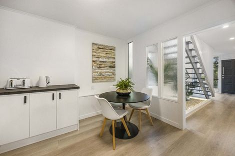 Photo of property in 3 Boylan Road, Titirangi, Auckland, 0604