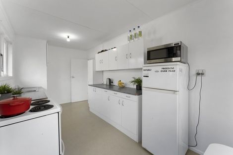 Photo of property in 15 Treadwell Street, Naenae, Lower Hutt, 5011