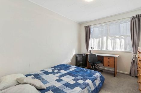 Photo of property in 27 Fitzwater Place, Henderson, Auckland, 0612