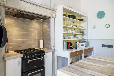 Photo of property in 1 Latham Street, Napier South, Napier, 4110