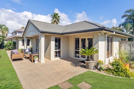 Photo of property in 25 Carribean Place, Papamoa Beach, Papamoa, 3118