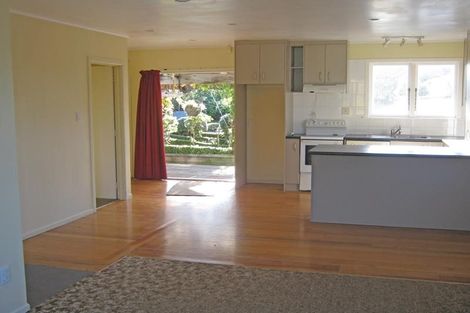 Photo of property in 17 Kirton Crescent, Manurewa, Auckland, 2102