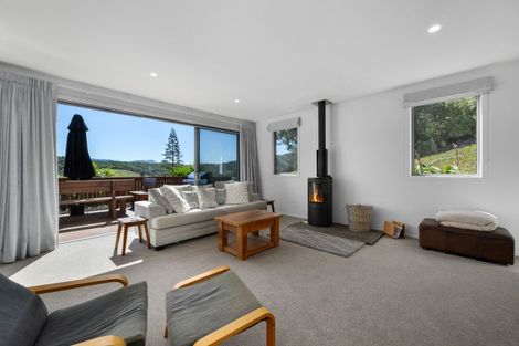Photo of property in 11 Bell Bird Rise, Picton, 7220