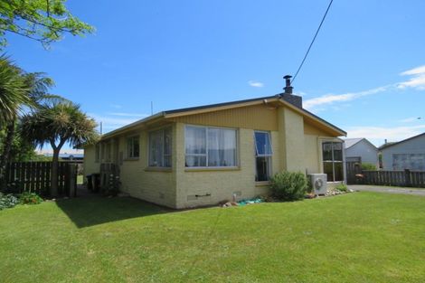 Photo of property in 10 Cook Street, Carters Beach, Westport, 7825
