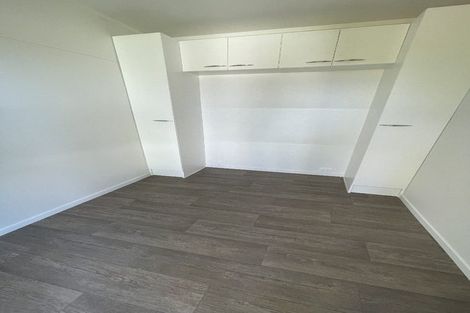 Photo of property in 18 Kent Terrace, Riverhead, 0820