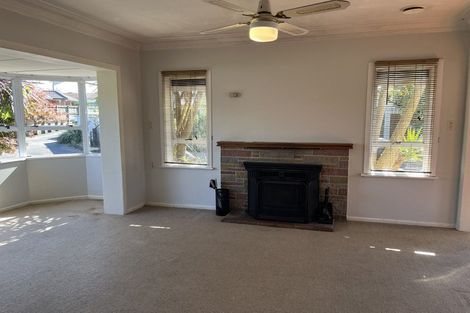 Photo of property in 1/4 Campbell Place, Papakura, 2110