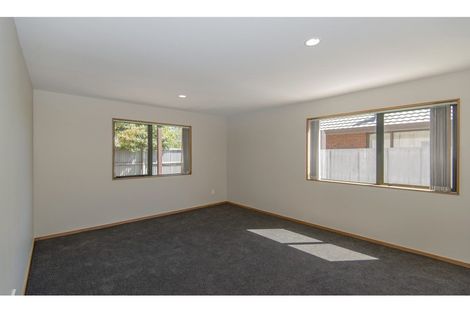 Photo of property in 74b Sinclair Street, New Brighton, Christchurch, 8083