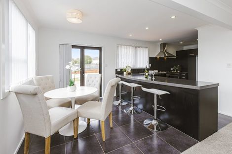 Photo of property in 34 Dissmeyer Drive, Clover Park, Auckland, 2019