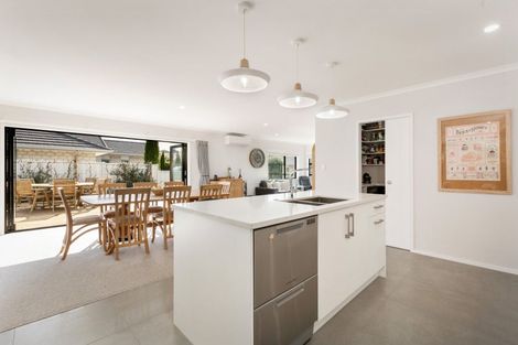 Photo of property in 6 Vantage Place, Omokoroa, 3114