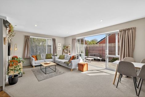 Photo of property in 8/190 Lincoln Road, Addington, Christchurch, 8024