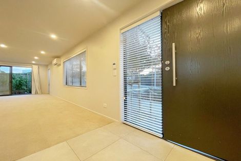 Photo of property in 1 Reg Pearce Way, Glen Innes, Auckland, 1072